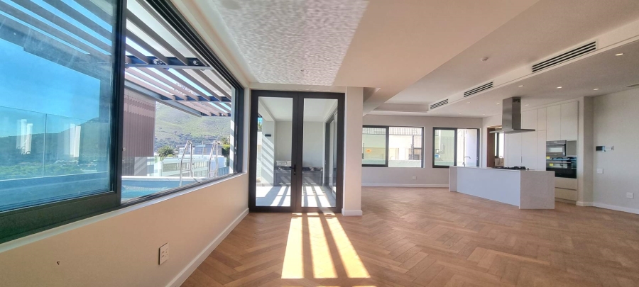 4 Bedroom Property for Sale in Camps Bay Western Cape